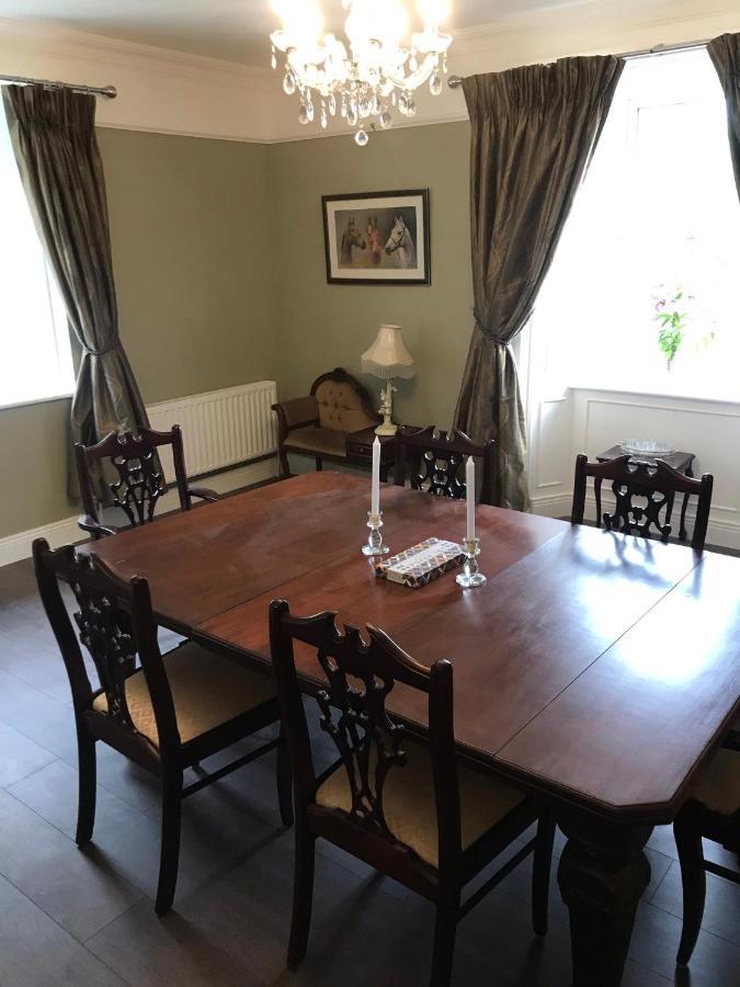 Entire Farmhouse In Tipperary 纳奈赫 外观 照片